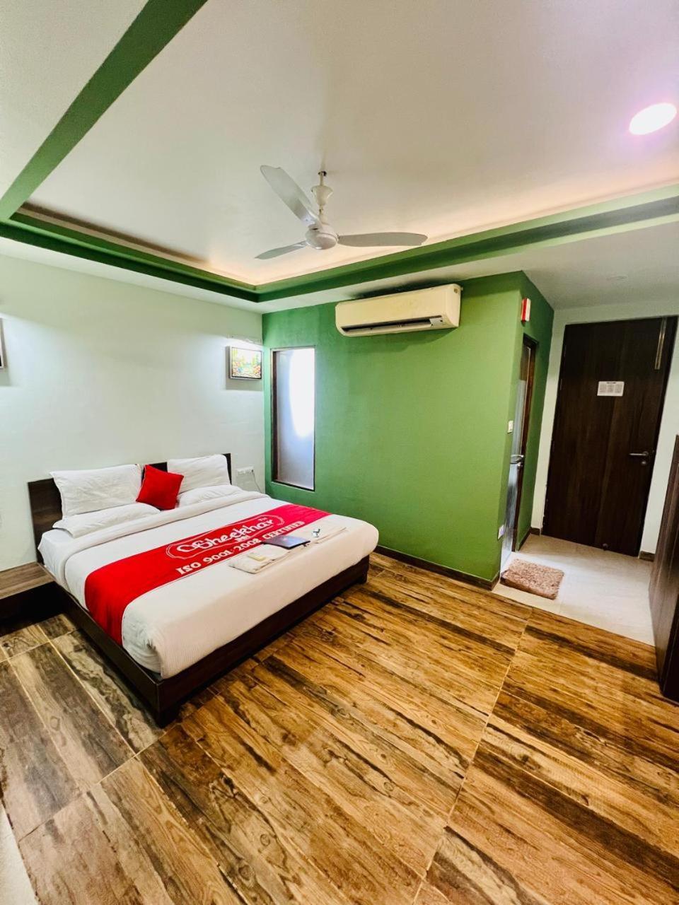 Hotel Raj Shikhar Udždžain Exteriér fotografie